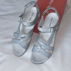Easy Spirit Silvie Women's Sandals in Light Gray sz 8.5, NIB